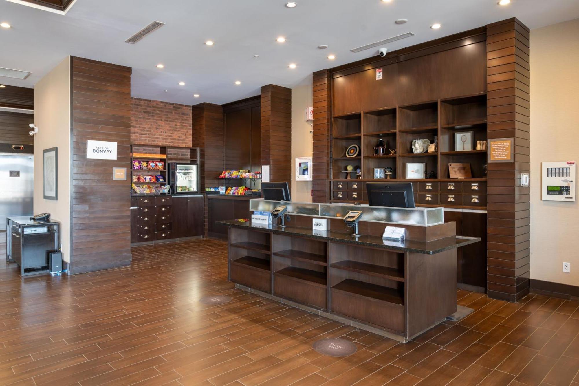 Four Points By Sheraton Edmonton International Airport Nisku Dış mekan fotoğraf